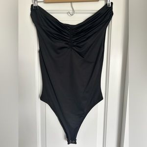 Forever 21 - Scrunched Body Suit - Size S - Black